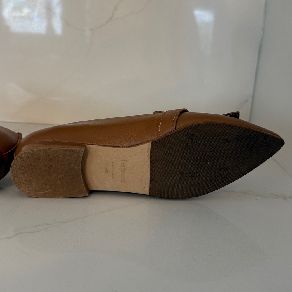 Flattered Tan Leather Flats - Picture 6 of 7